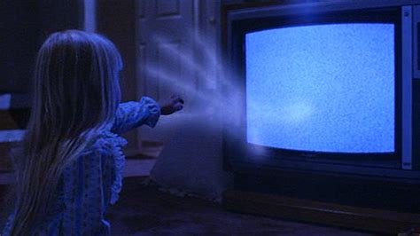 Poltergeist mi yoksa 80'lerin En Korkutucu Ailesel Tehditleri mi? Bir Klasik Üzerine!